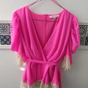 Fushia blouse with lace